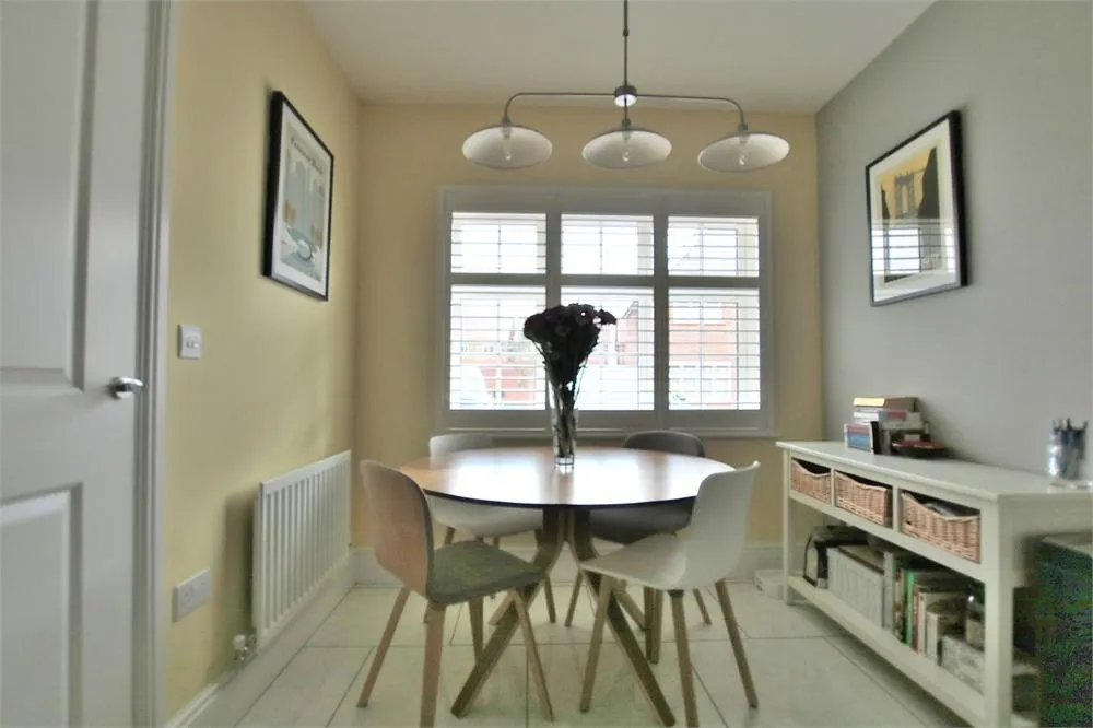 Earls Barton, Northamptopn, NN6 0RJ, photo 4