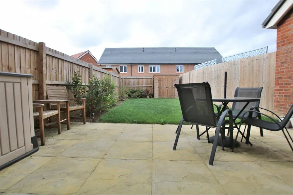 Earls Barton, Northamptopn, NN6 0RJ, photo 11