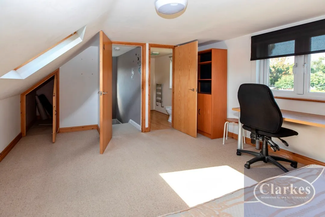 Astbury Avenue, Wallisdown, photo 12