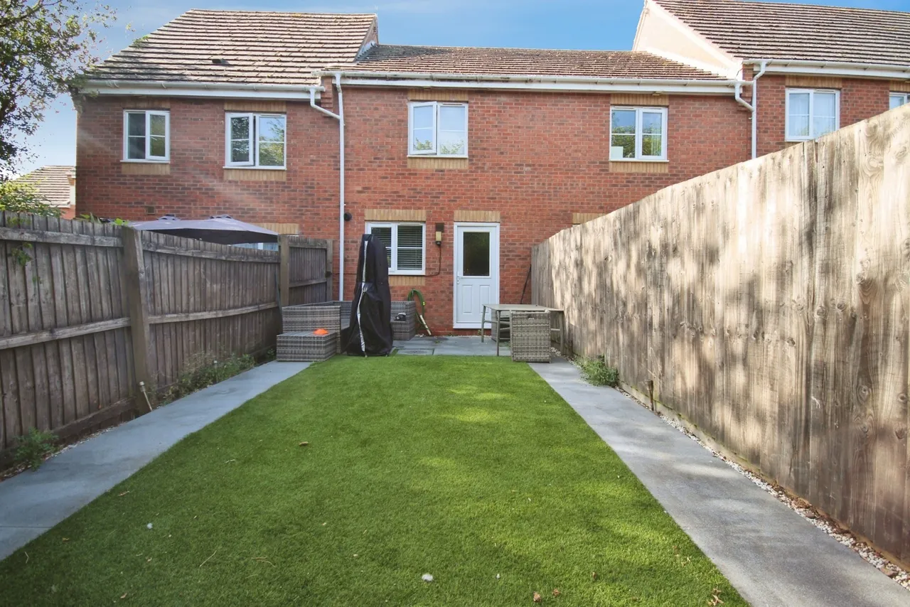 Forsythia Close, Bedworth, Warwickshire, CV12, photo 3
