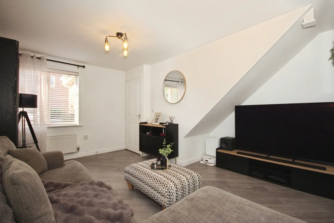 Forsythia Close, Bedworth, Warwickshire, CV12, photo 5