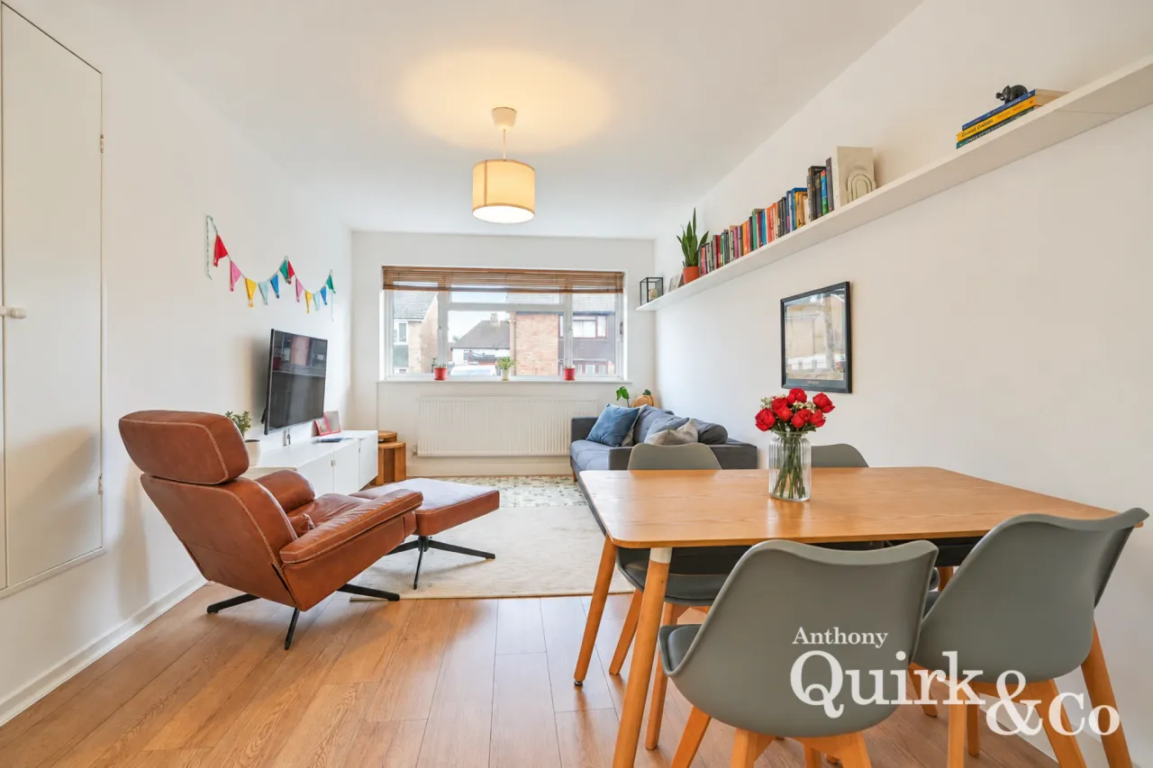 1 bed flat for sale, Kingsmere, Benfleet, SS7