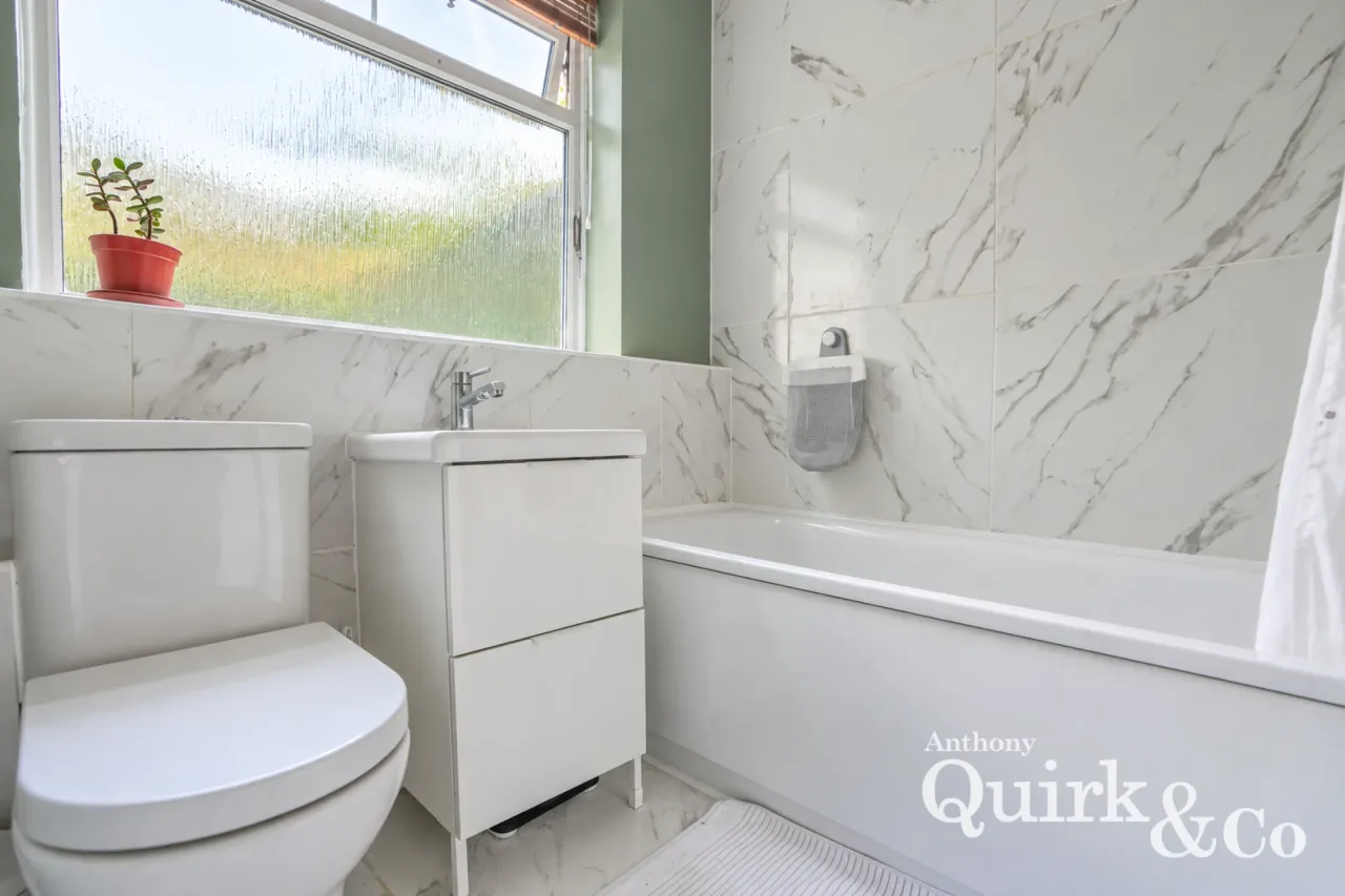 Kingsmere, Benfleet, SS7, photo 6
