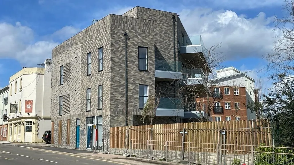 High Street, Northfleet, DA11, photo 10