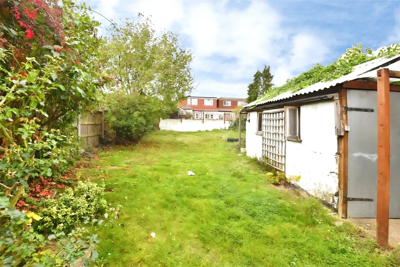 Bede Road, Chadwell Heath, RM6, photo 9