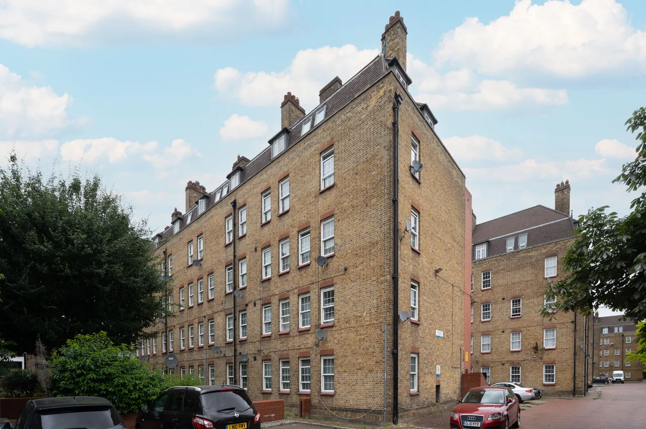159 Faunce House, Doddington Grove, London, photo 3