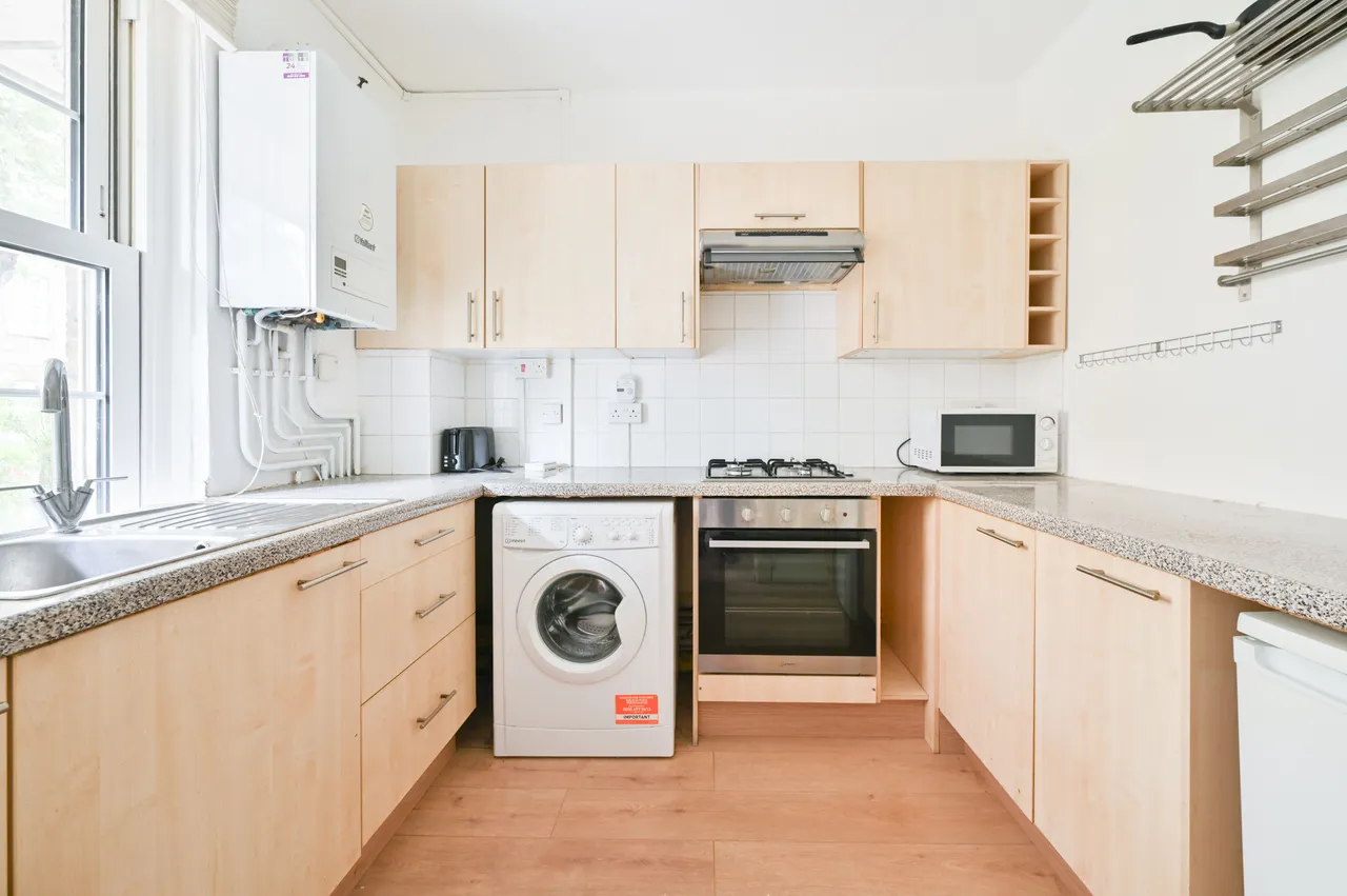 159 Faunce House, Doddington Grove, London, photo 6