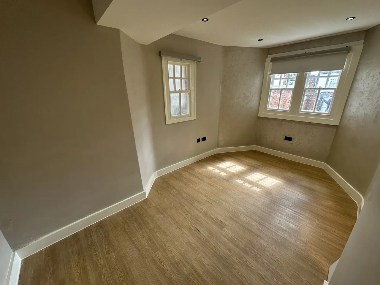 Market Square, Winslow, BUCKINGHAM, MK18 3AB, photo 2