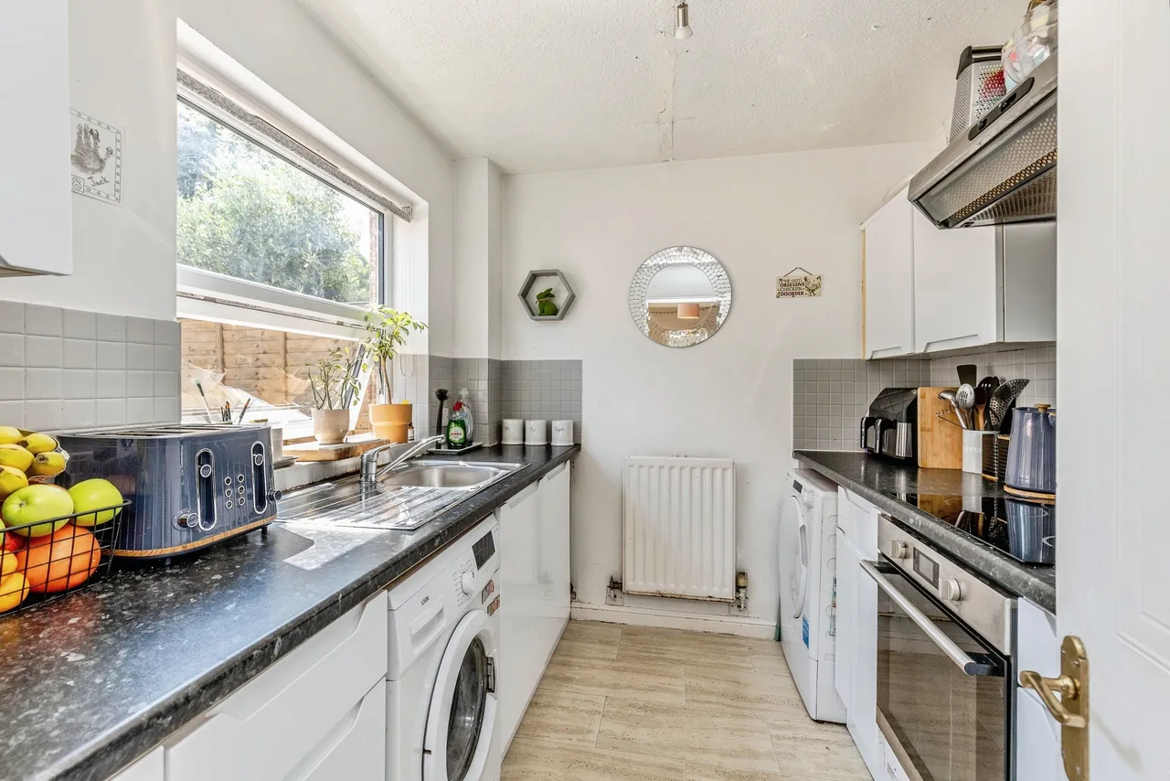 Jones Close, Bristol, BS49, photo 4