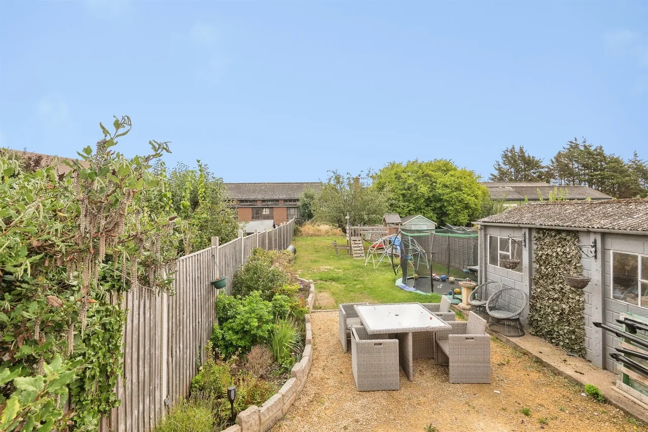 Ponsford Road, Minehead, TA24, photo 3
