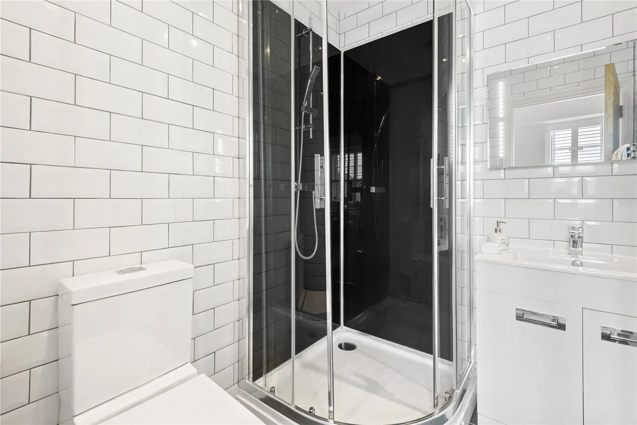 Bournevale Road, London, SW16, photo 18