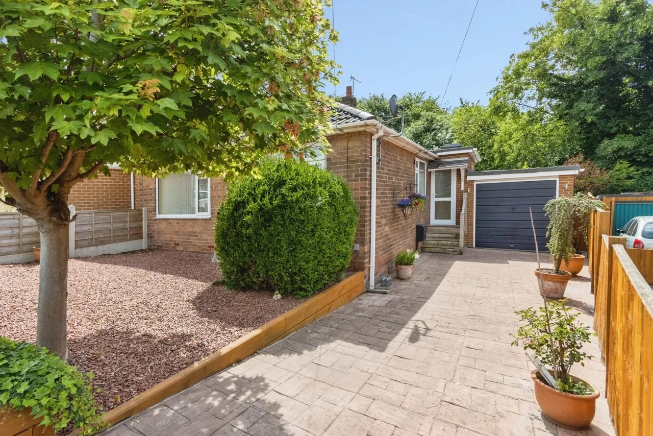 Howard Crescent, Durkar, Wakefield, West Yorkshire, WF4, photo 6