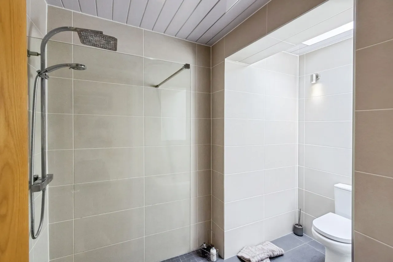 Howard Crescent, Durkar, Wakefield, West Yorkshire, WF4, photo 19