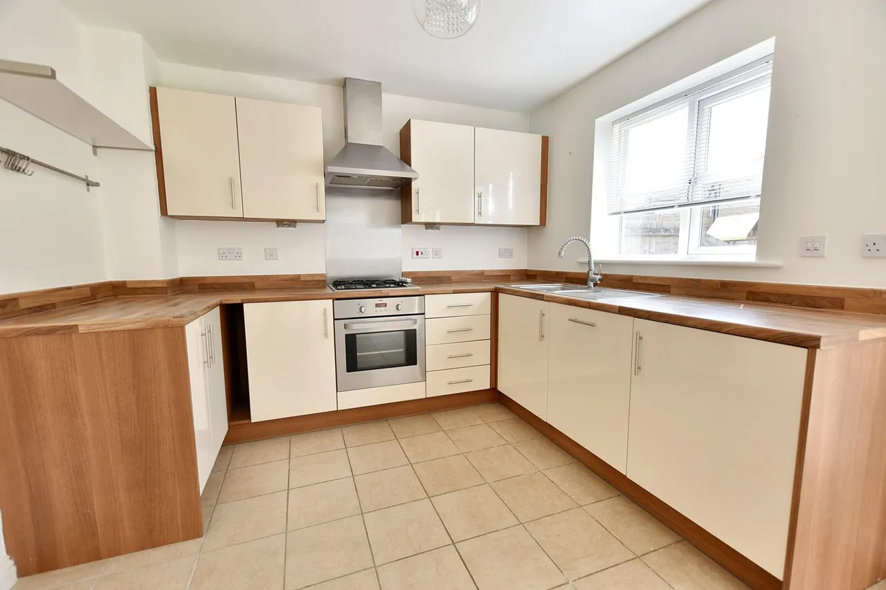 Banks Crescent, Stamford, PE9, photo 4