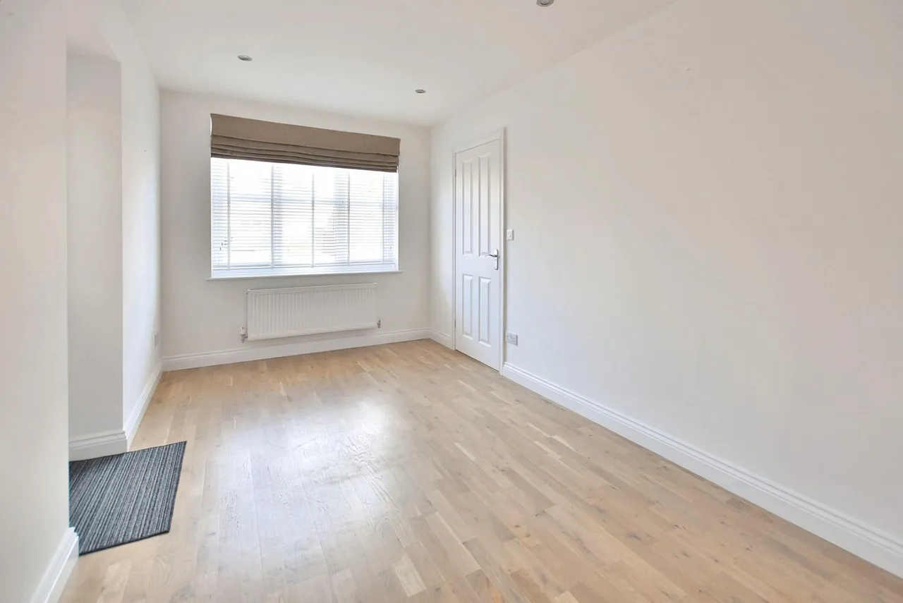 Banks Crescent, Stamford, PE9, photo 5