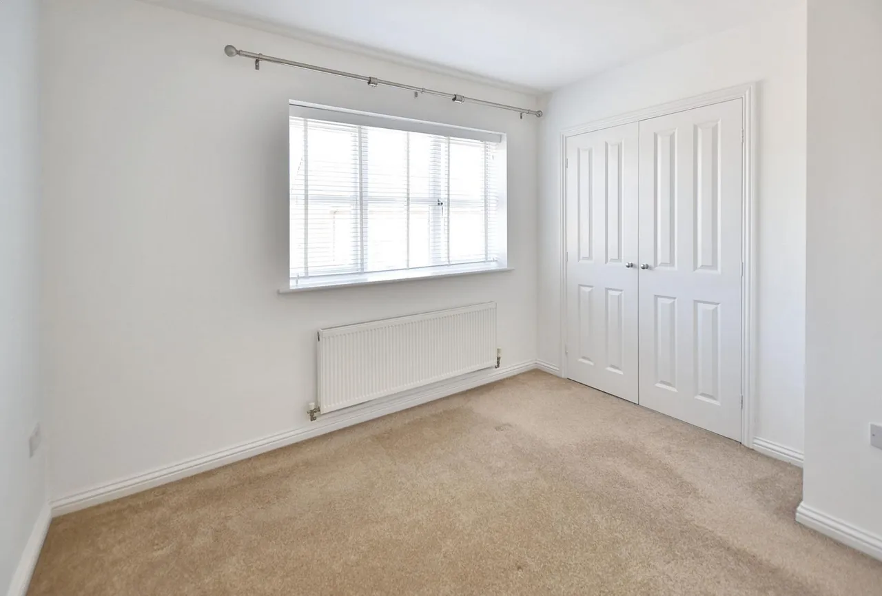 Banks Crescent, Stamford, PE9, photo 11