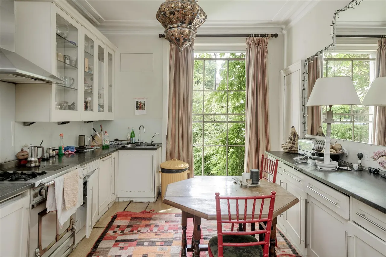 Greville Place, St John's Wood NW6, London, NW6 5JP, photo 4