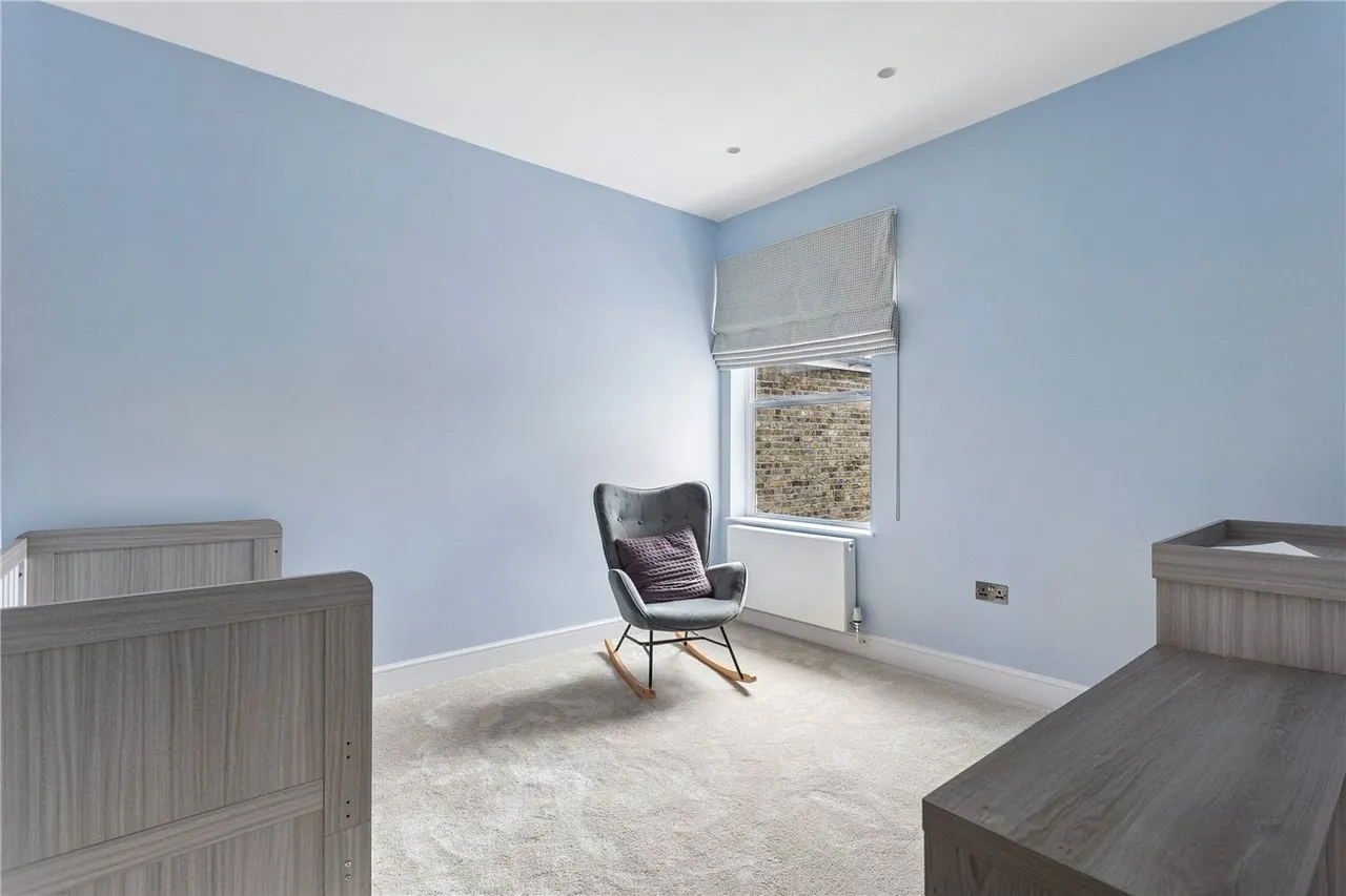 Undine Street London Sw17, photo 11