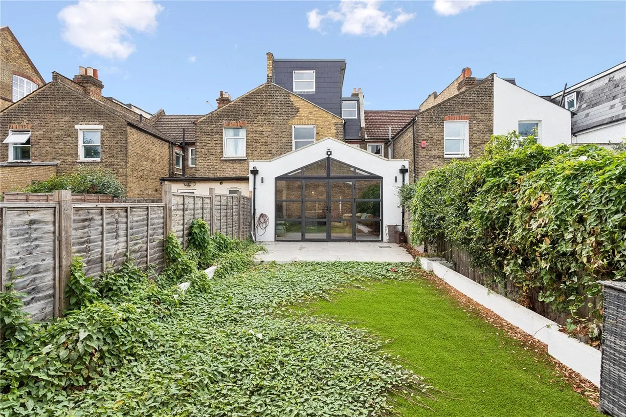 Undine Street London Sw17, photo 9