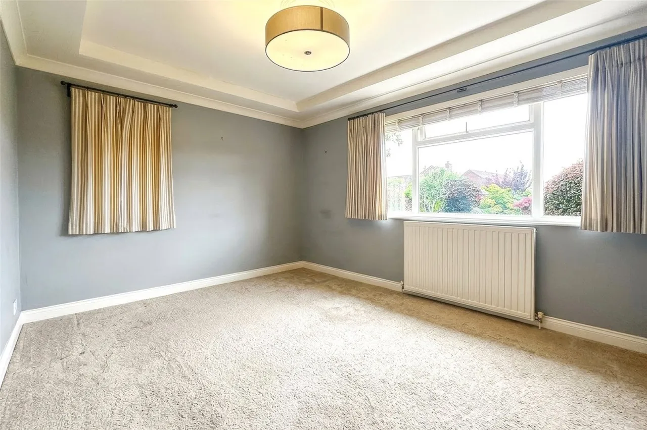 Rustington, BN16, photo 9