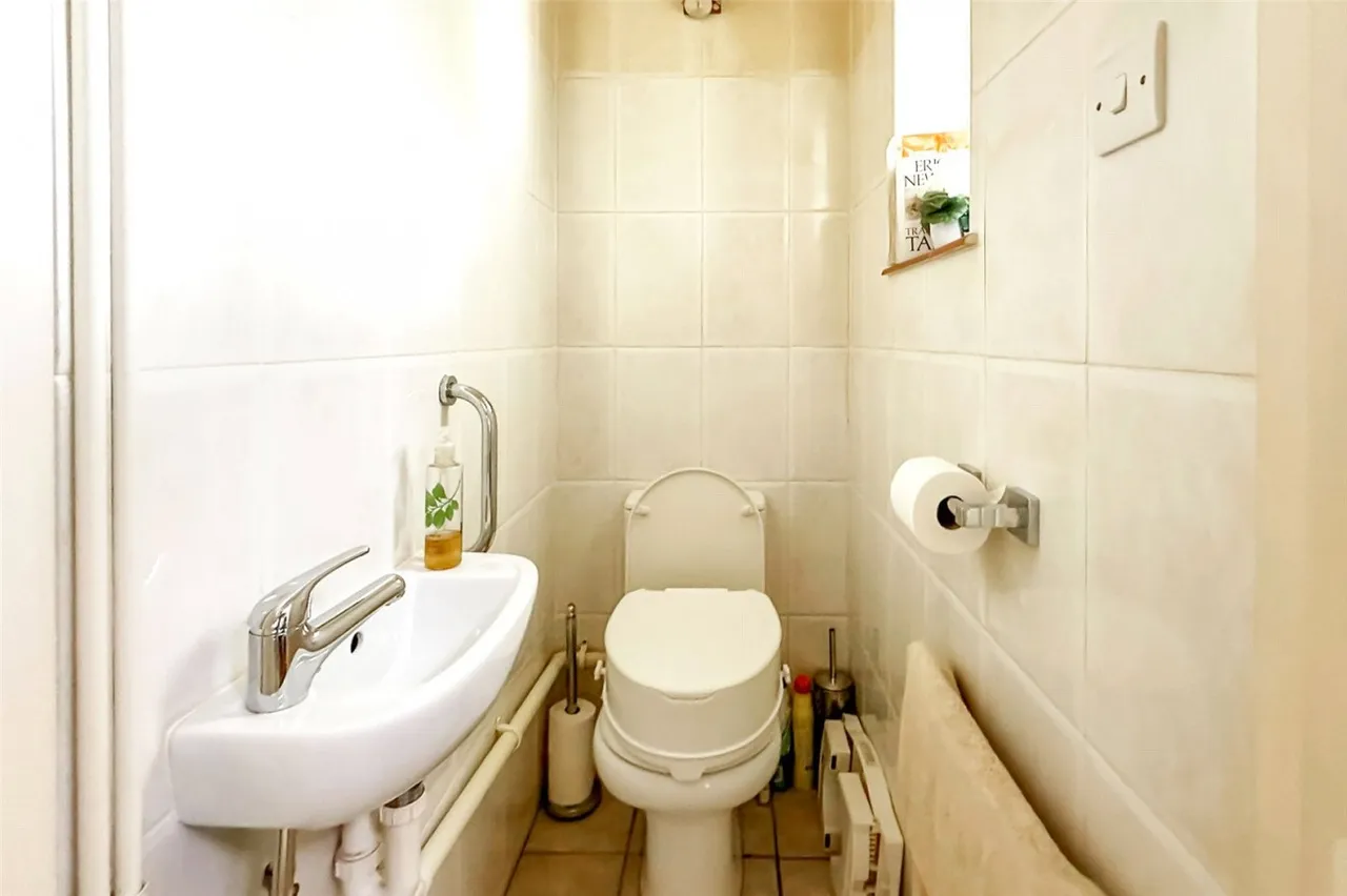 Rustington, BN16, photo 7