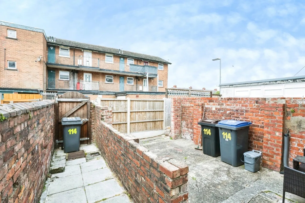 Manchester Road, Blackpool, FY3, photo 14