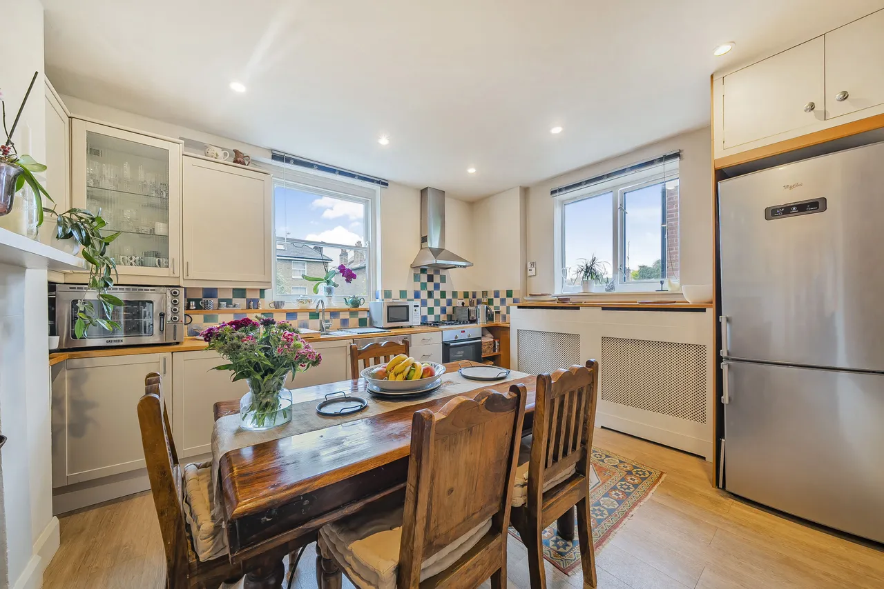 Flat 2, 14 Edith Grove, London, photo 3