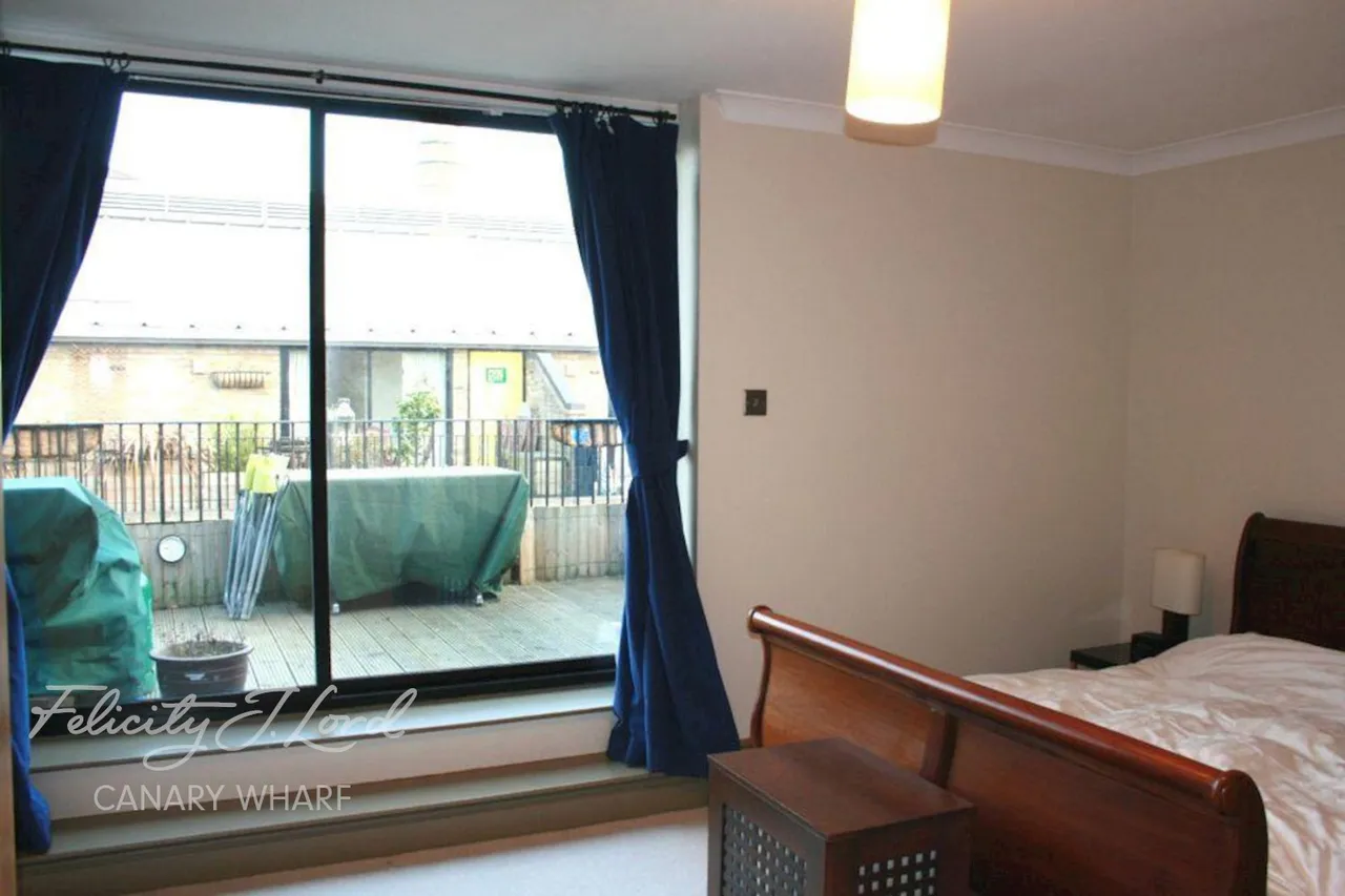 Burrells Wharf, E14, photo 6