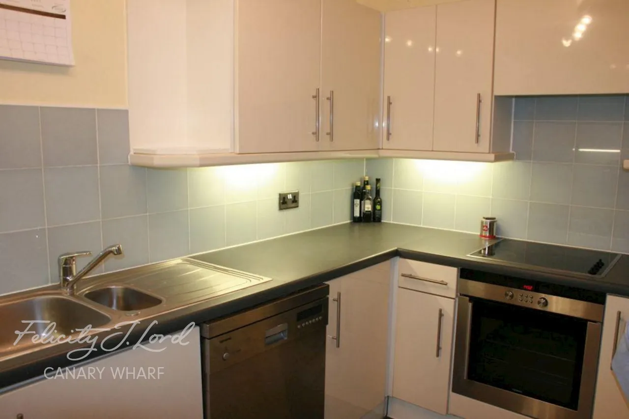 Burrells Wharf, E14, photo 5
