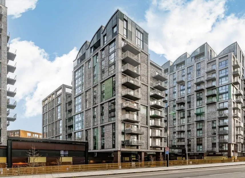 1 bed flat to rent — Caxton Street North, Canning Town, E16