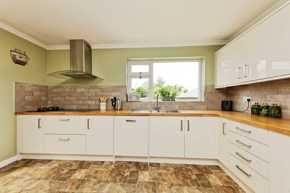 Willow Road, Deal, Kent, CT14, photo 2