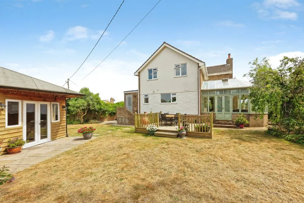 4 bed house for sale — Willow Road, Deal, Kent, CT14