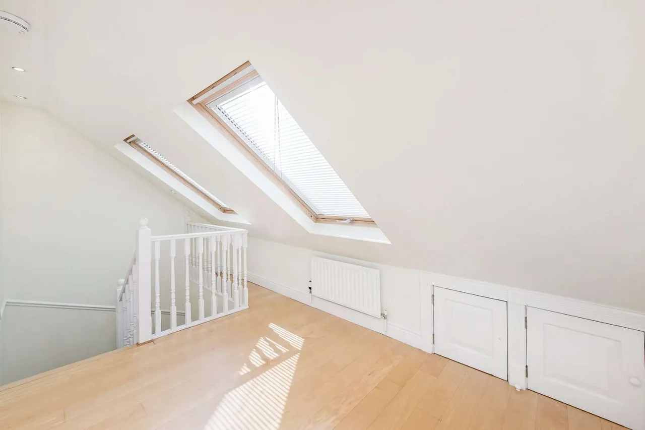 Wyatt Drive, Barnes, London, SW13 8AL, photo 11