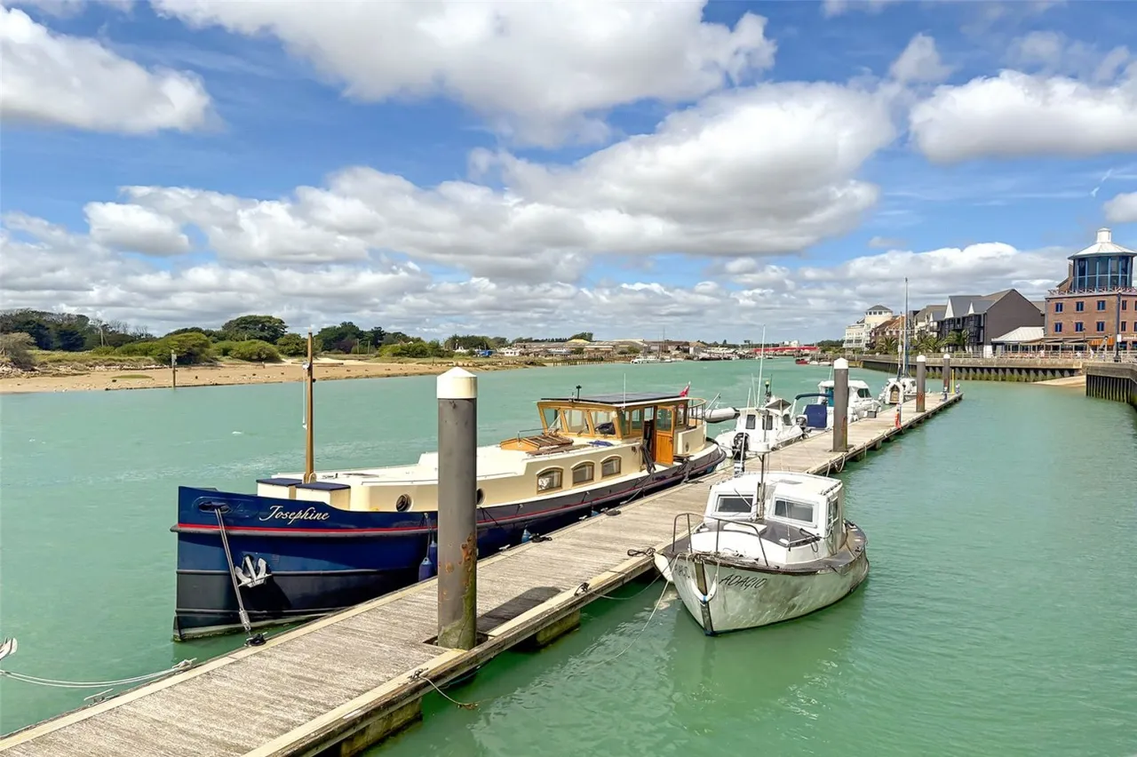 Littlehampton, BN17, photo 22