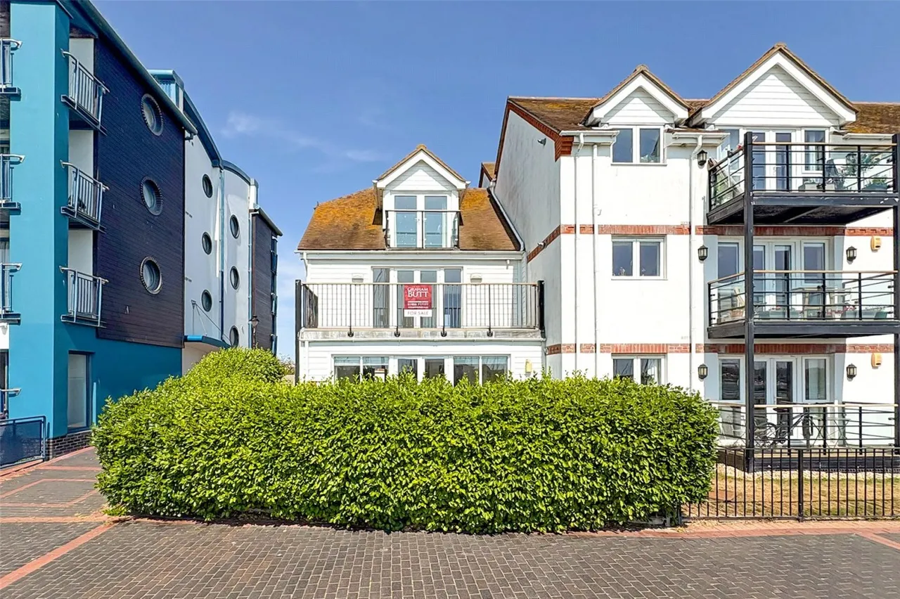 3 bed house for sale, Littlehampton, BN17
