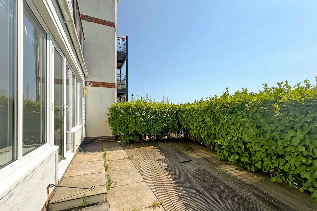 Littlehampton, BN17, photo 11