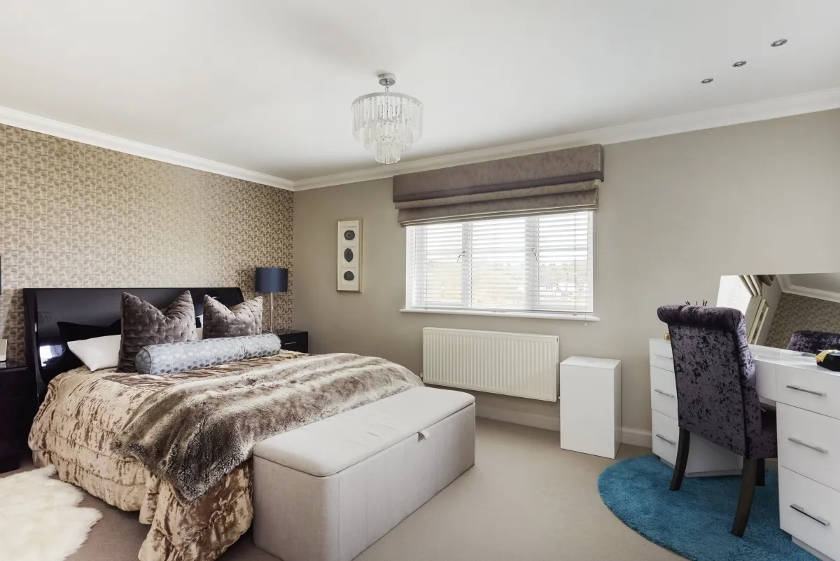 Woodlands Gardens, Epsom KT18, photo 11