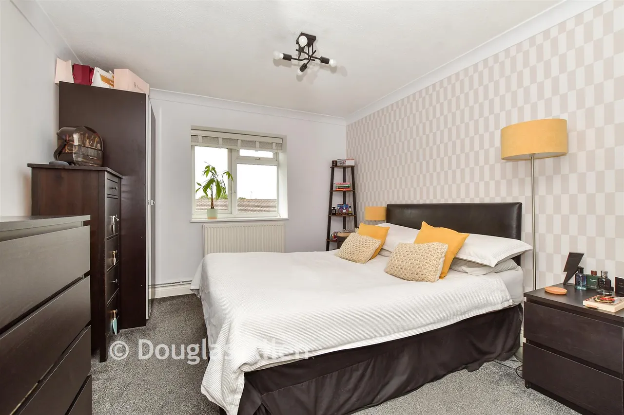 Alderney Gardens, Wickford, SS11, photo 7