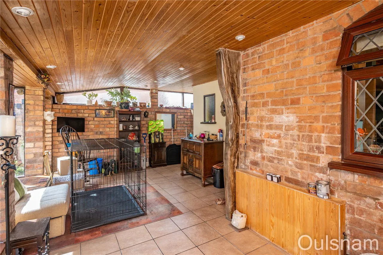 Holly Road, Bromsgrove, Worcestershire, B61 8LJ, photo 9