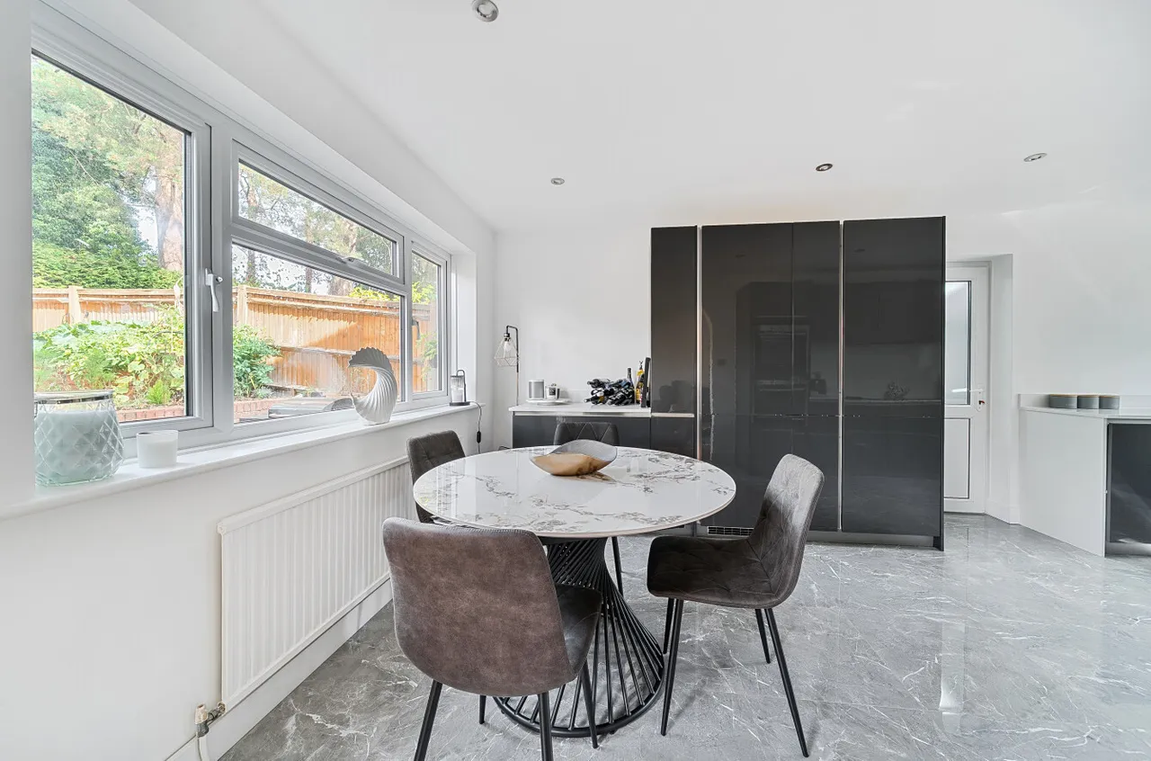 Oak Tree Road, Whitehill, GU35, photo 9