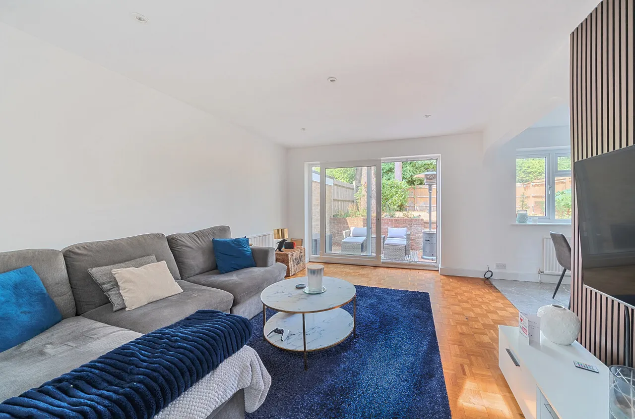 Oak Tree Road, Whitehill, GU35, photo 2