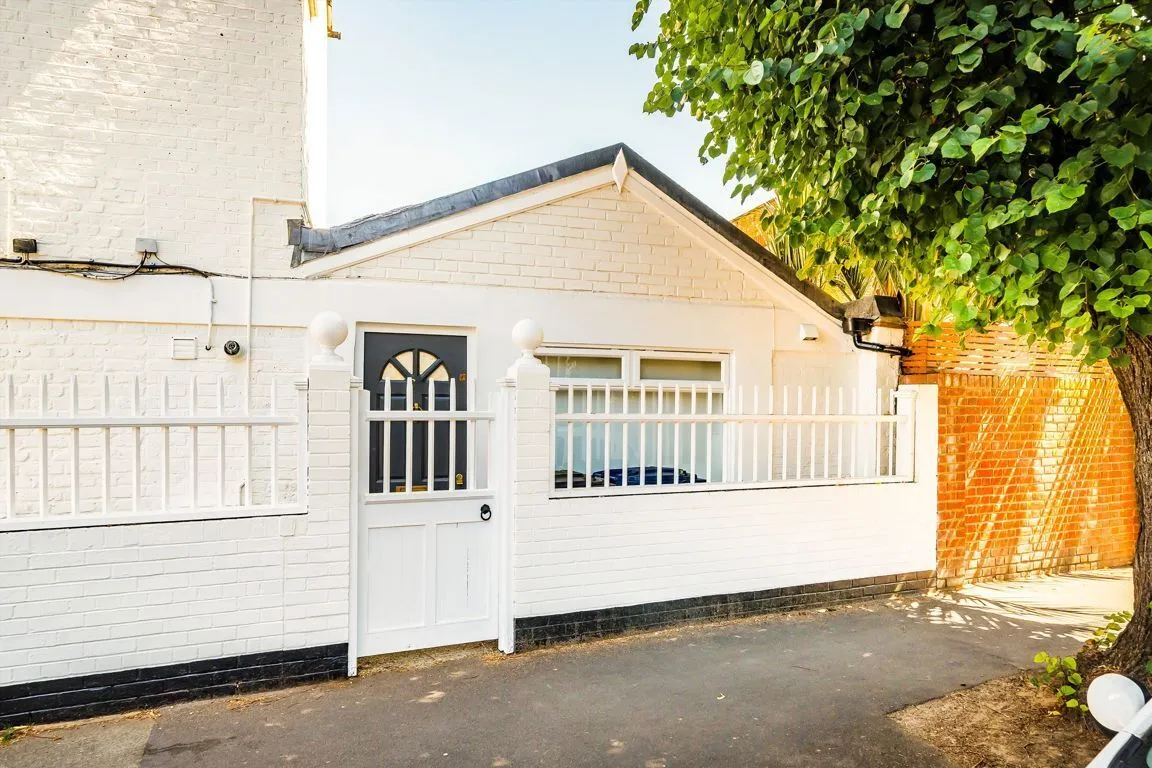 The Avenue, W4, photo 6