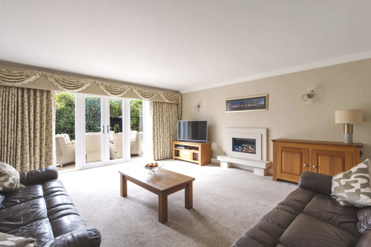 Upminster, RM14, photo 4