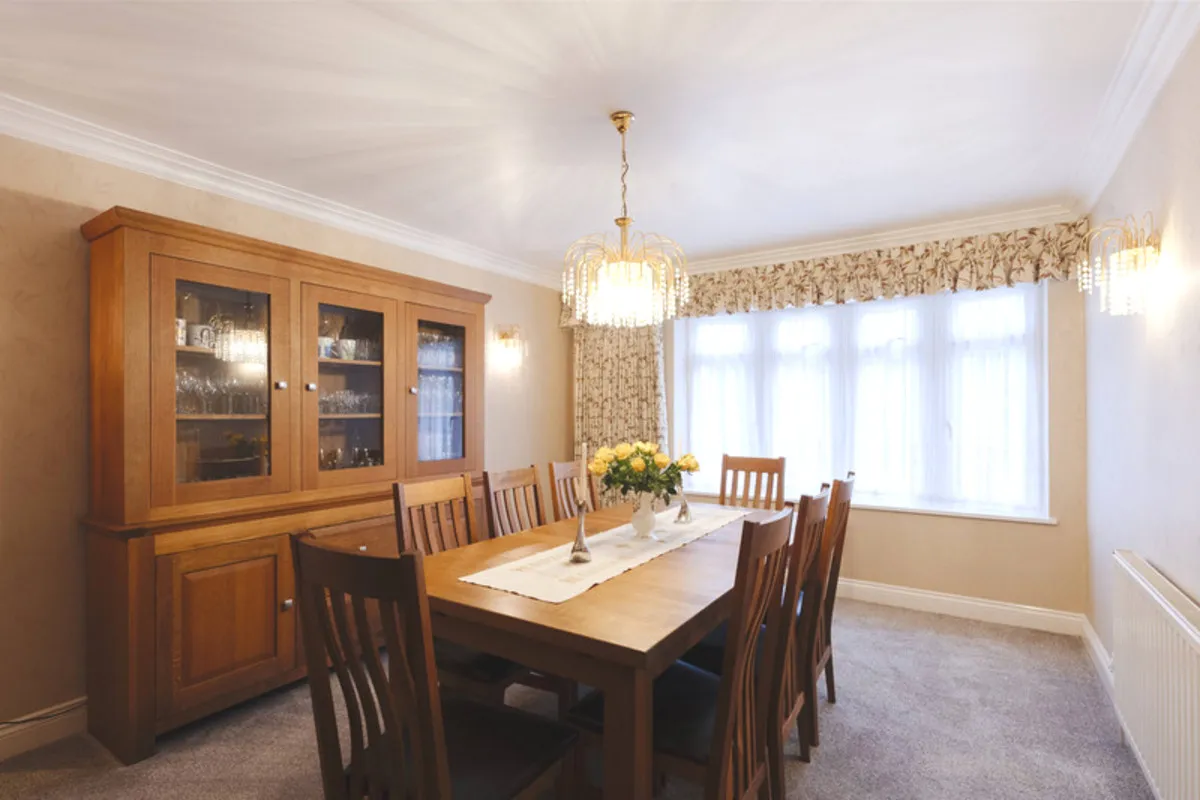 Upminster, RM14, photo 5