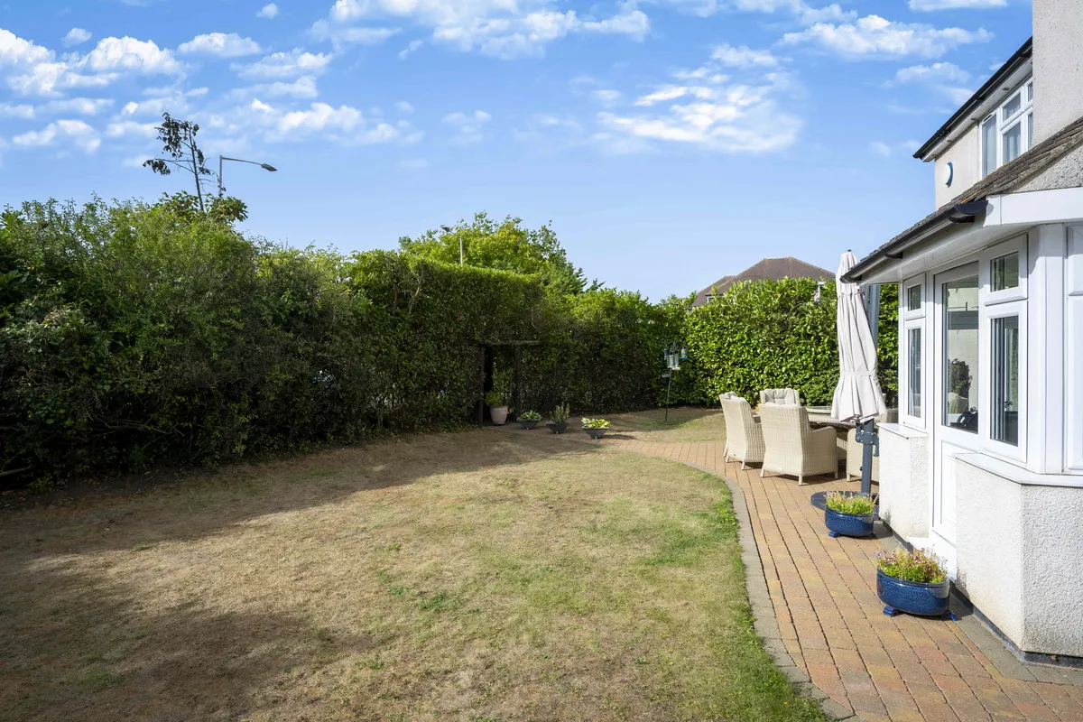Upminster, RM14, photo 20