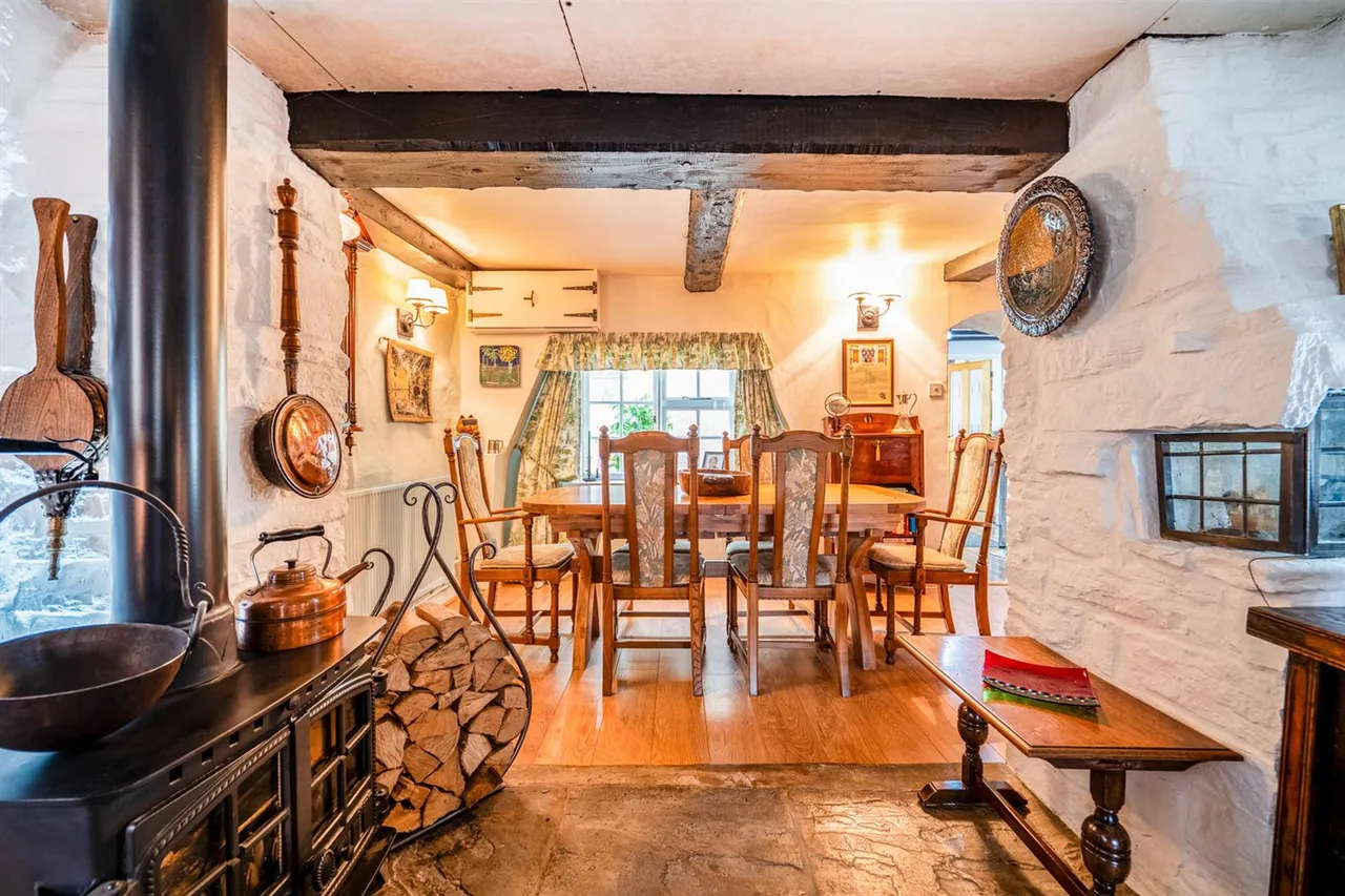 Main Street, Offenham, WR11, photo 4