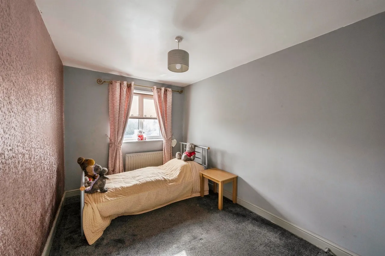 Swan Court, Askern, DN6, photo 10