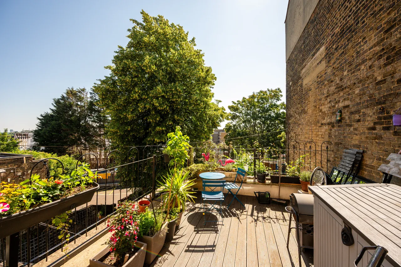 Flat 1, 13 Dartmouth Road, London, photo 2