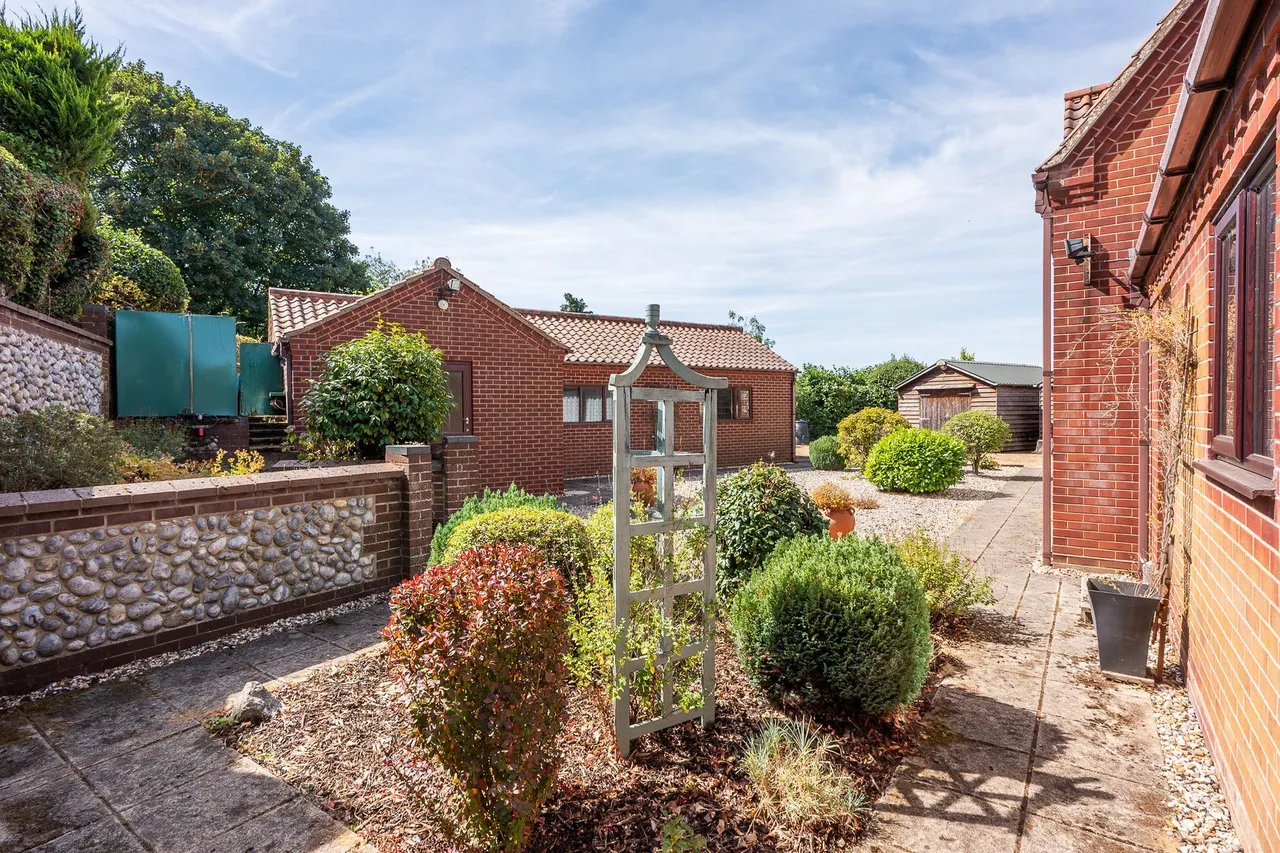 Detached Family Home in Edgefield, photo 15