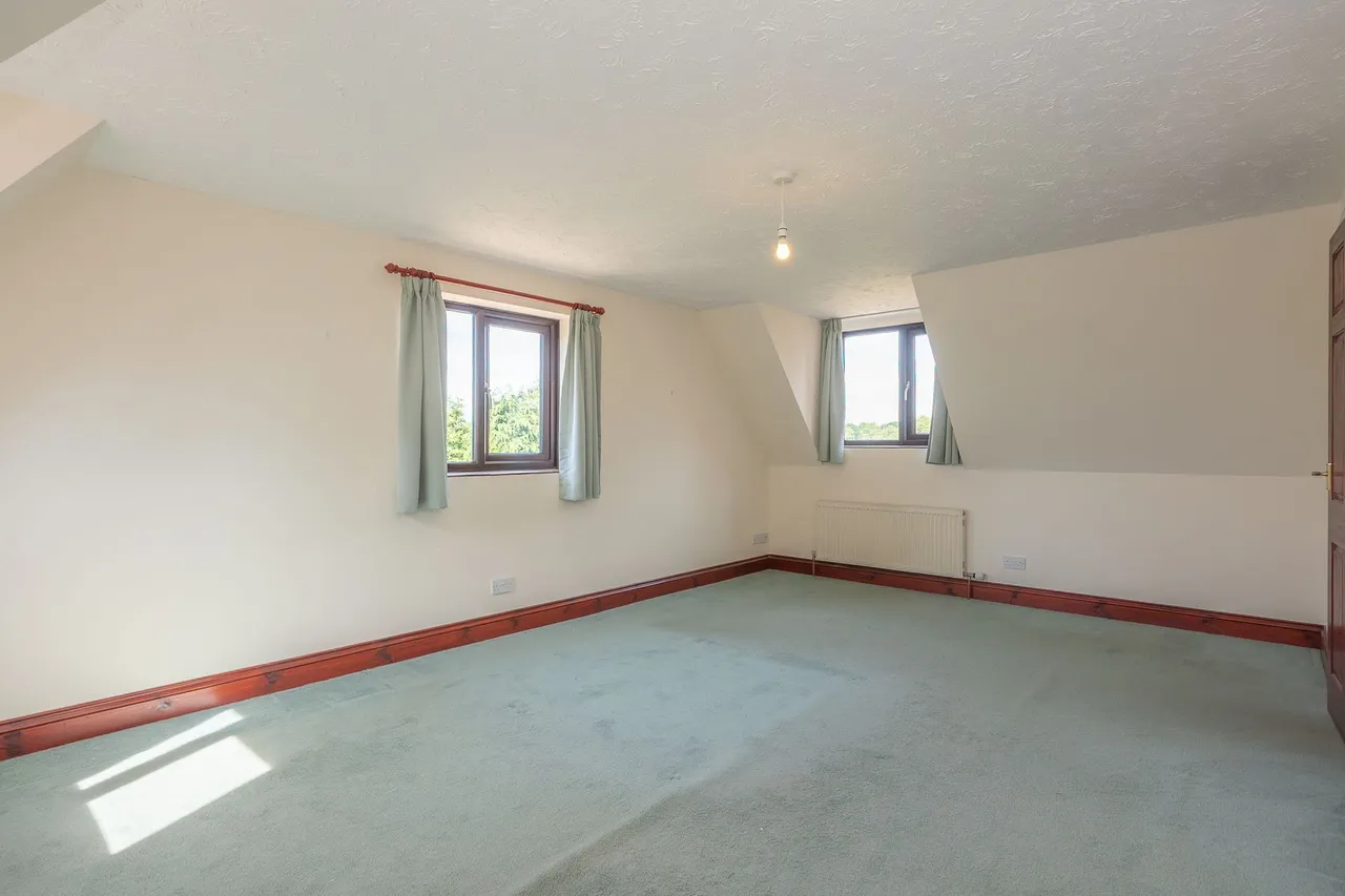 Detached Family Home in Edgefield, photo 10